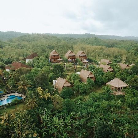 Bb Resort Villa And Spa Batumadeg Luaran gambar