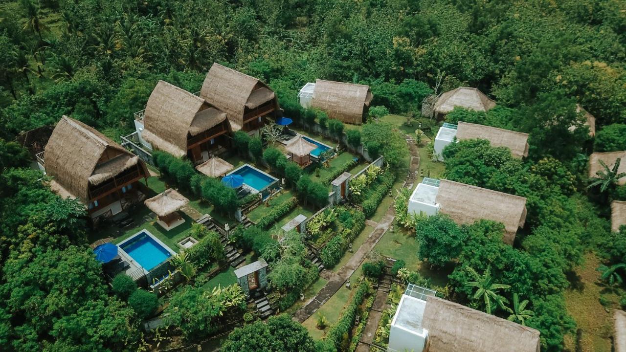 Bb Resort Villa And Spa Batumadeg Luaran gambar