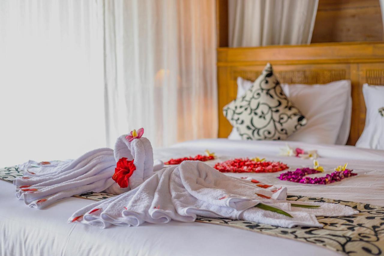 Bb Resort Villa And Spa Batumadeg Luaran gambar