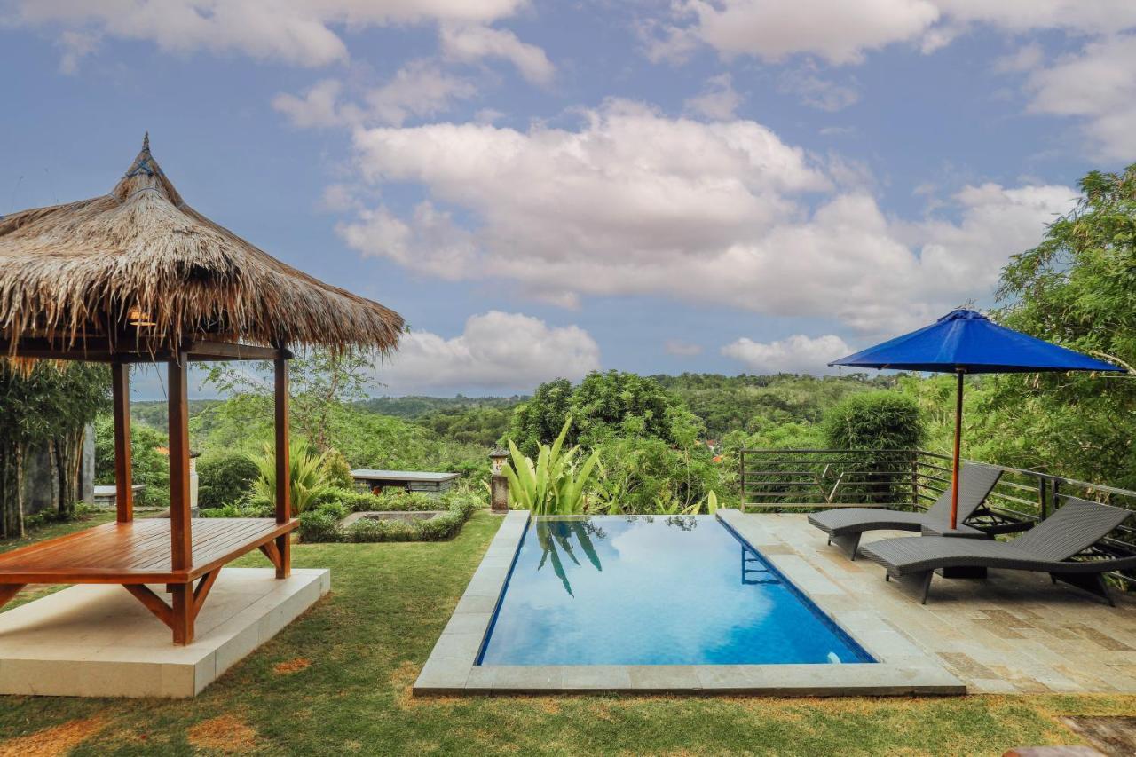 Bb Resort Villa And Spa Batumadeg Luaran gambar