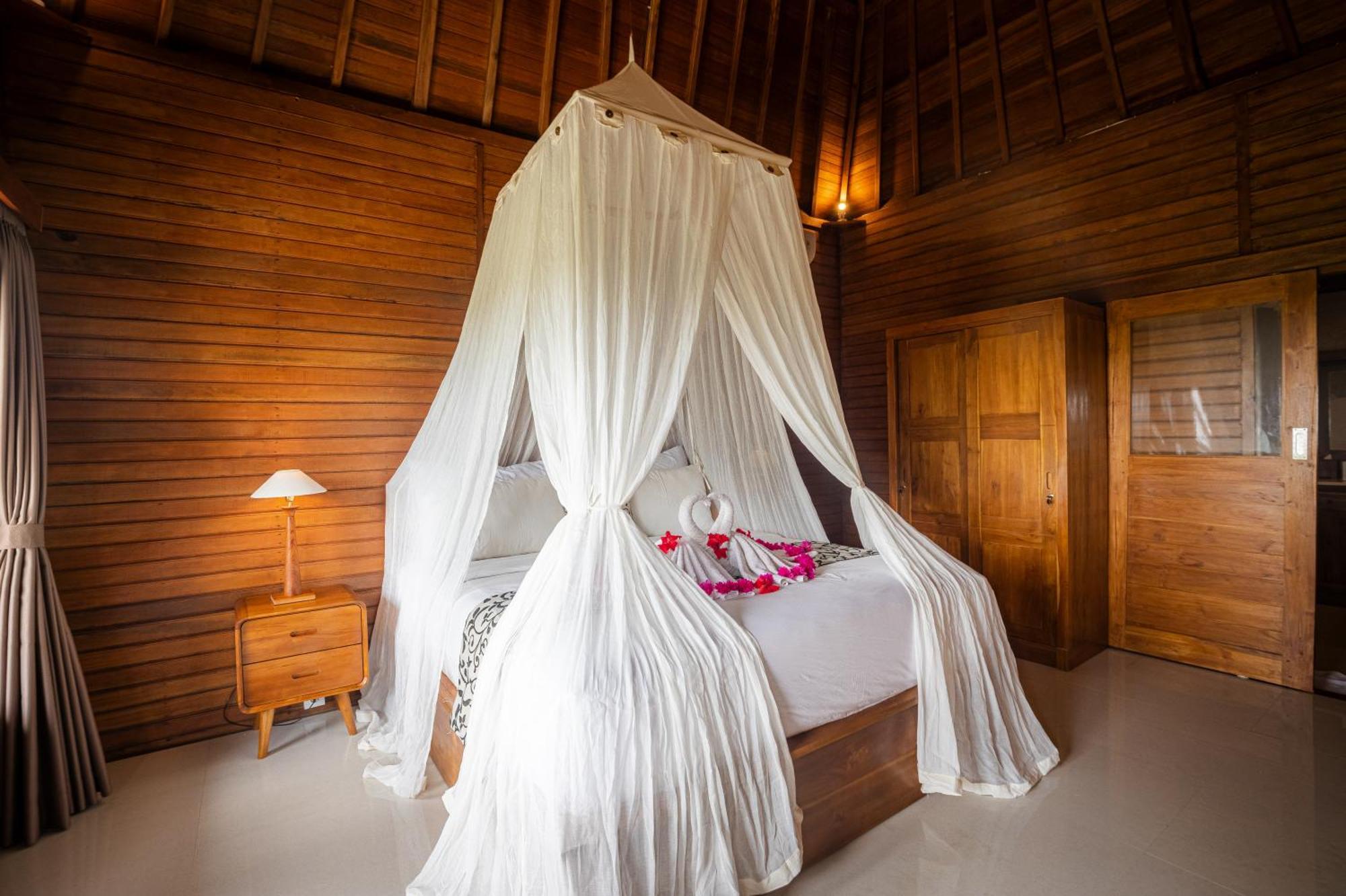 Bb Resort Villa And Spa Batumadeg Luaran gambar