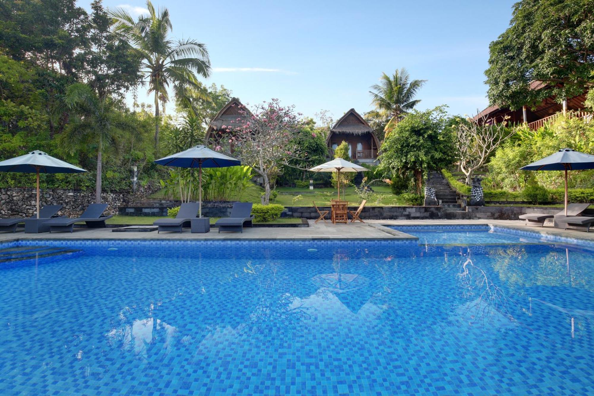 Bb Resort Villa And Spa Batumadeg Luaran gambar