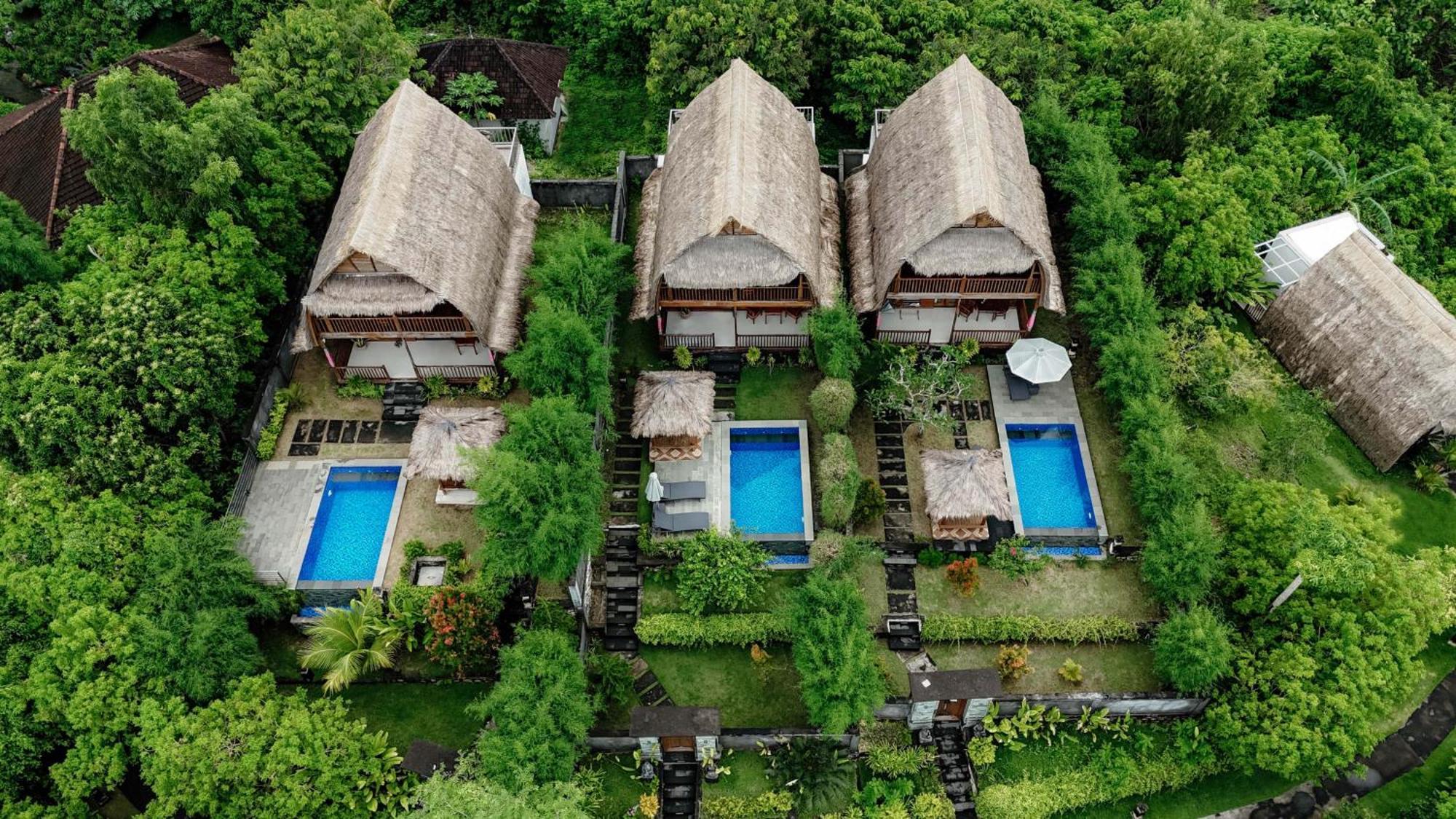 Bb Resort Villa And Spa Batumadeg Luaran gambar